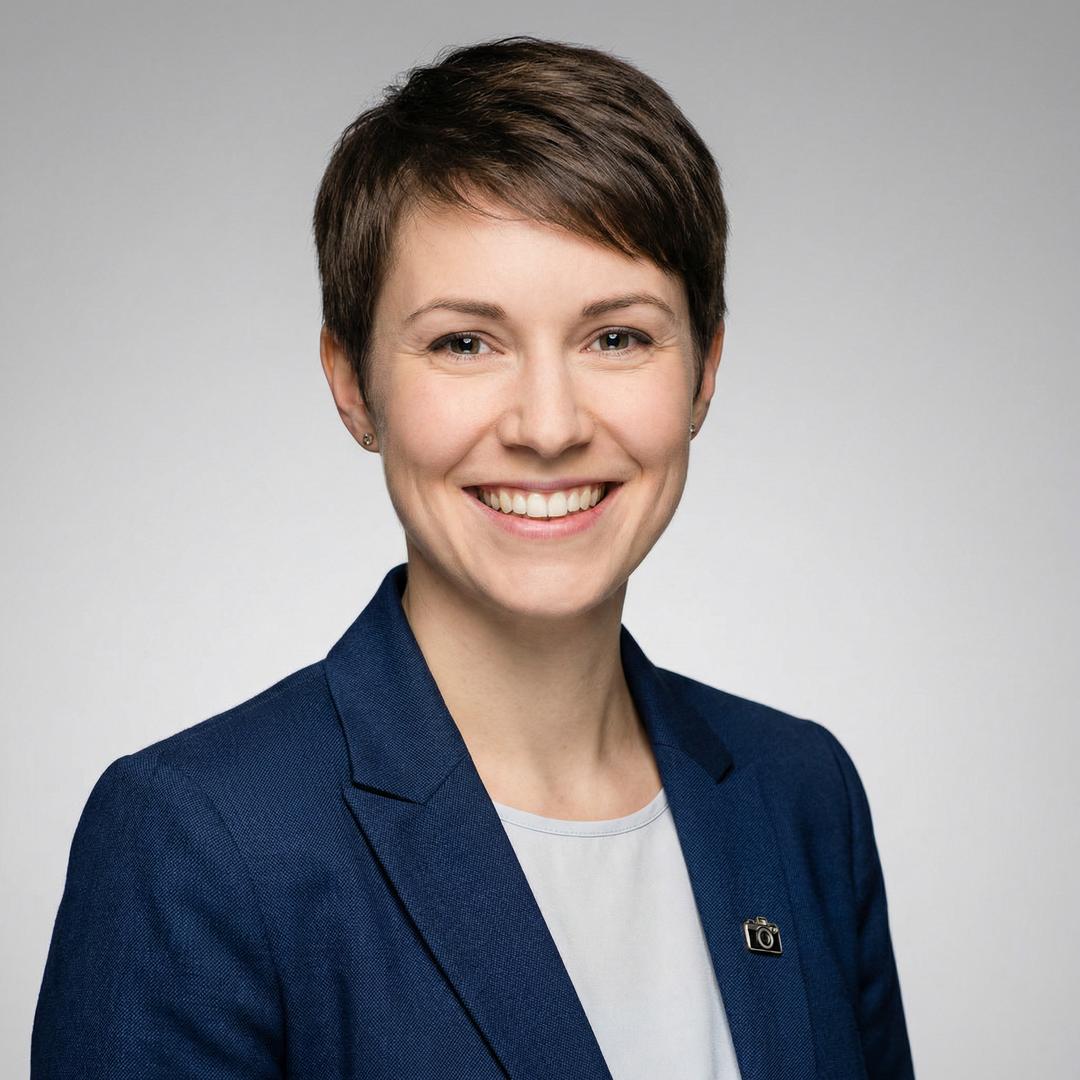 国产精品导演林晓薇